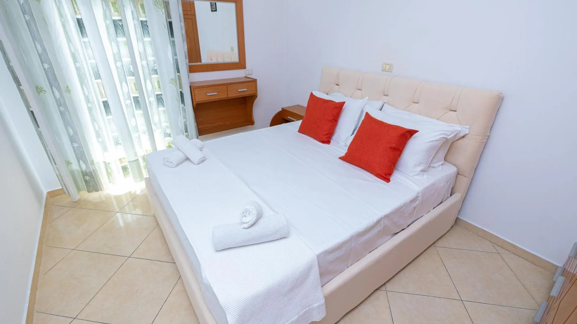 Lucas Apartments Rental Vlore