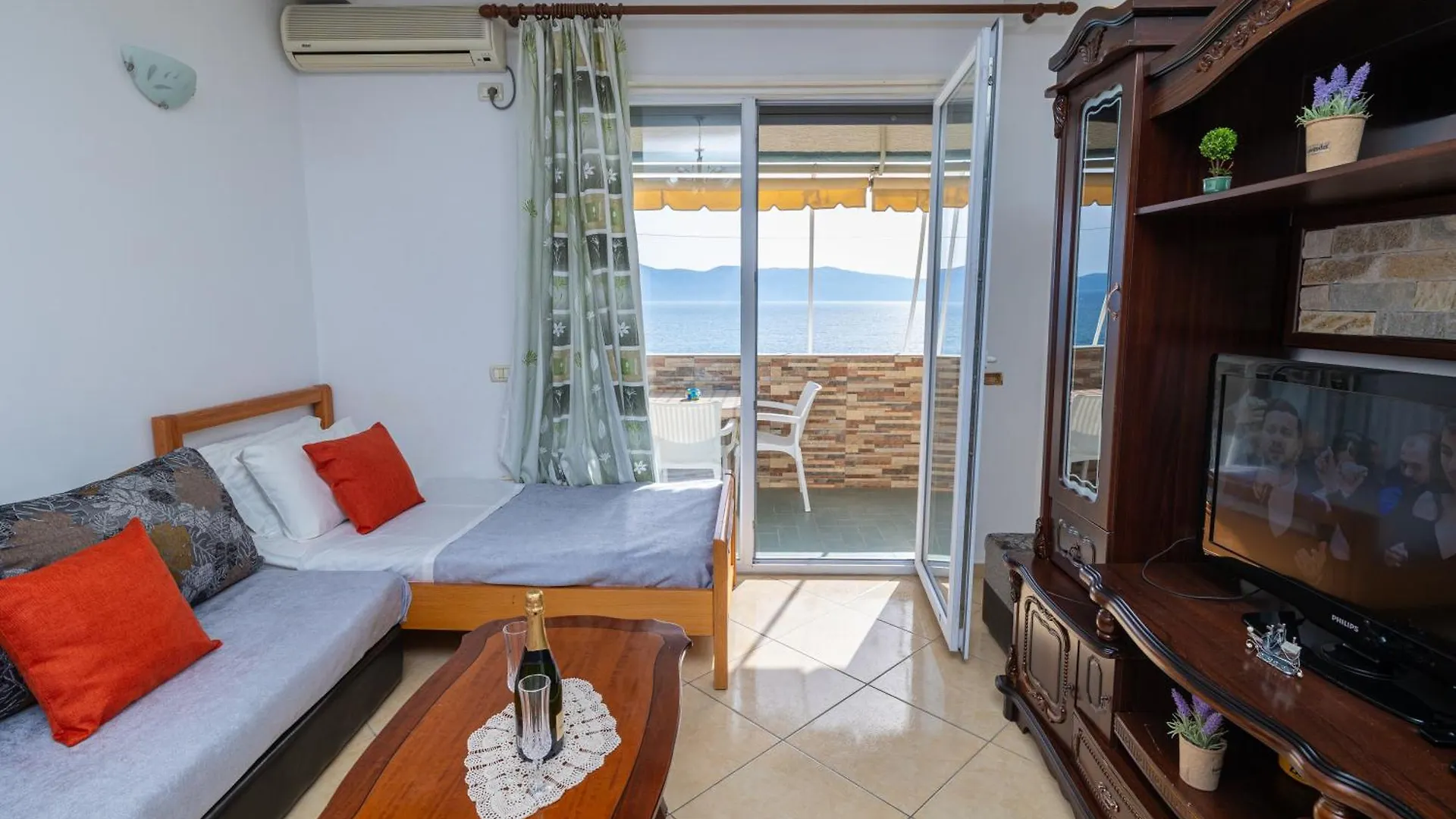 Lucas Apartments Rental Vlore Albania