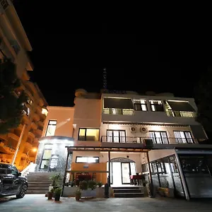Szálloda Salvadore, Vlora